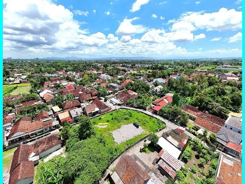 Dekat Lapangan Denggung Tanah Yogyakarta Jl. Yudhistira Sleman