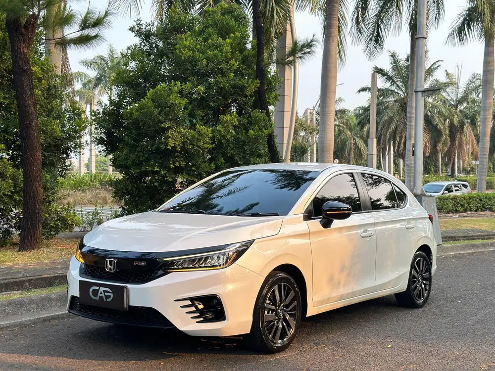 2021 HONDA CITY RS HATCHBACK AT MATIC KM LOW