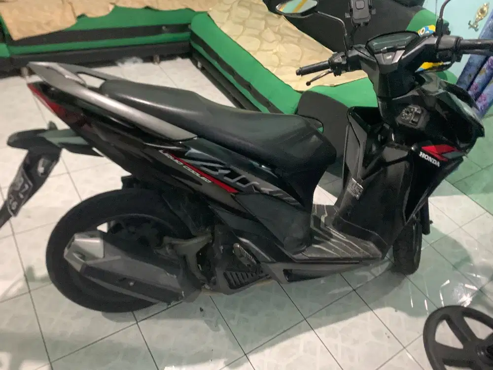 Dijual Vario 125 2021