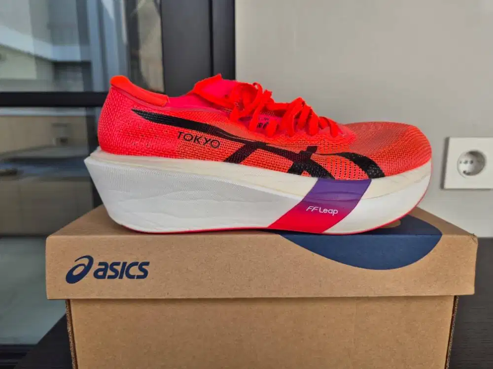 Asics Metaspeed Sky Tokyo - Size 39 (24.5 cm)