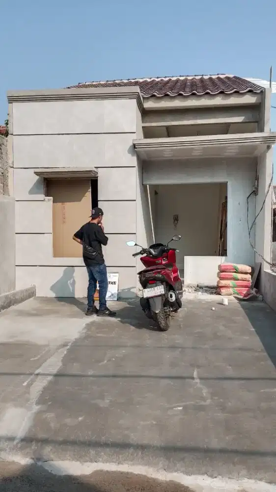 rumah baru siap huni depan stasiun depok lama