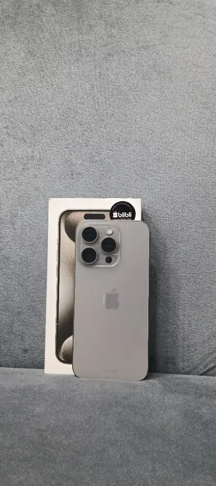 iPhone 15 pro 256 iBox