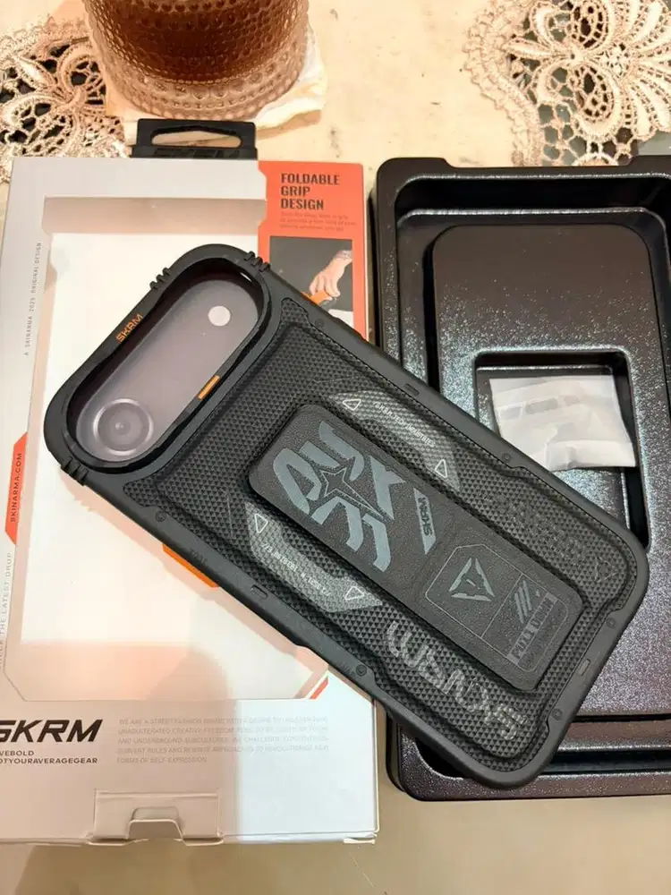 Case iphone 17 Air SKINARMA PHANTOM