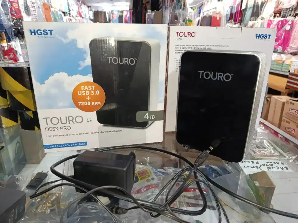 Hitachi Touro Pro Silver 4TB HDD External 3.5 isi tv series