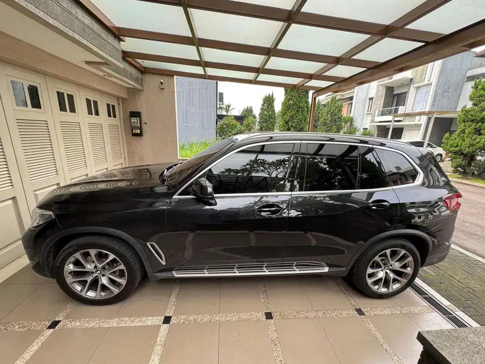 BMW X5 2022 Bensin