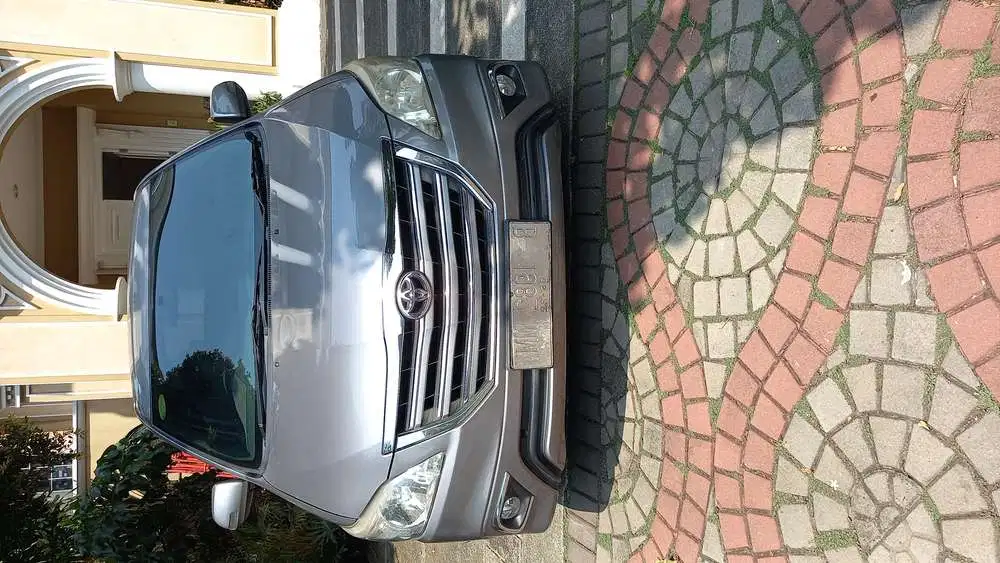 Toyota Kijang Innova 2014 Bensin