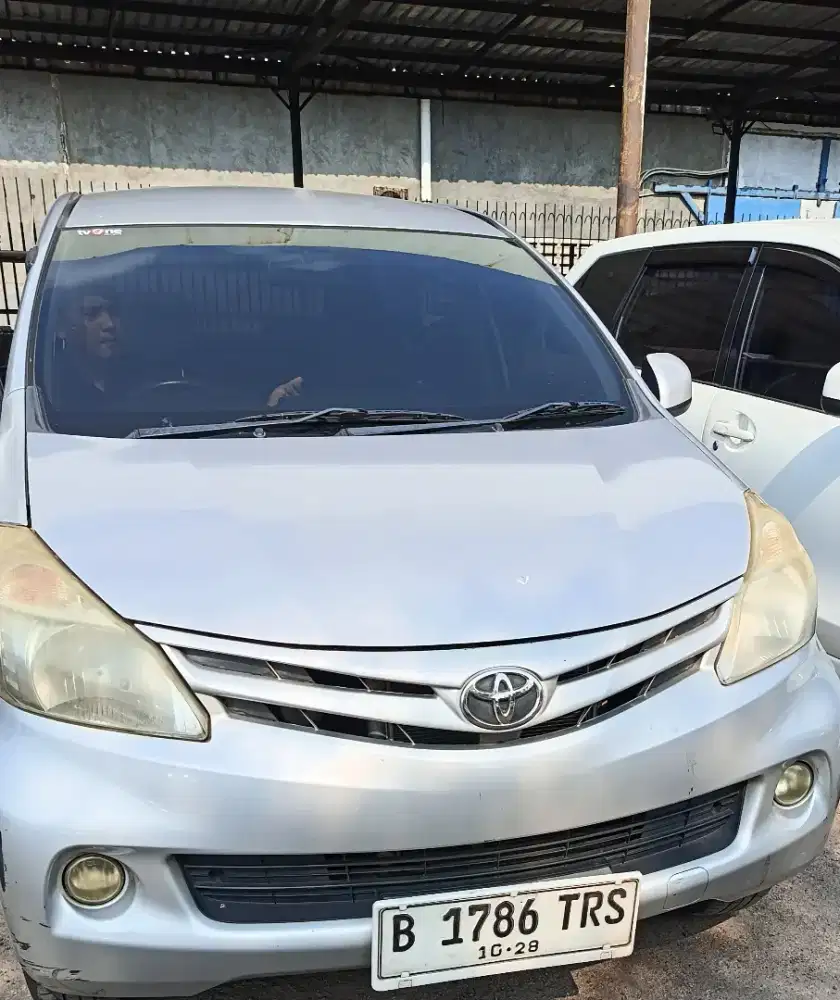 Toyota Avanza e 2013 Bensin