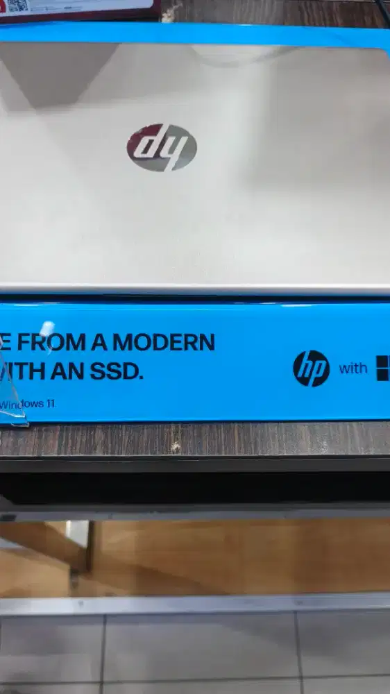 LAPTOP HP 14 EM0531AU