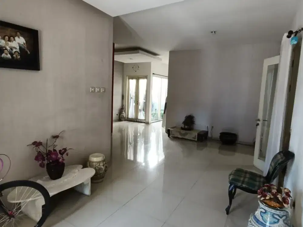 Dijual Rumah + Kost di Jl. Cikaso Cibeunying Kidul Kota Bandung Bagus Murah Nyaman Siap Huni Lokasi Strategis Belakang Jalan Raya Supratman
