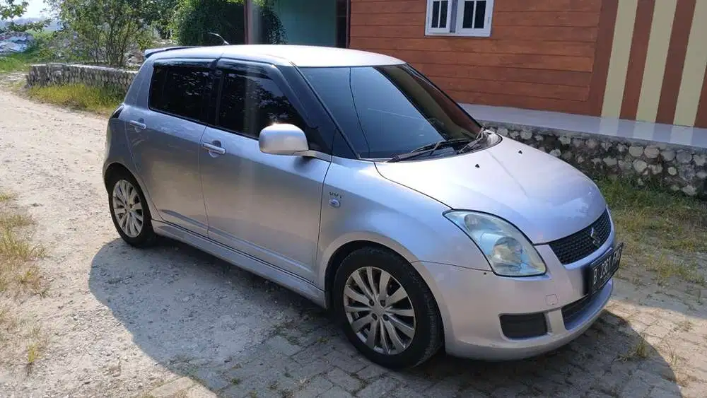 Suzuki Swift 2008 Bensin