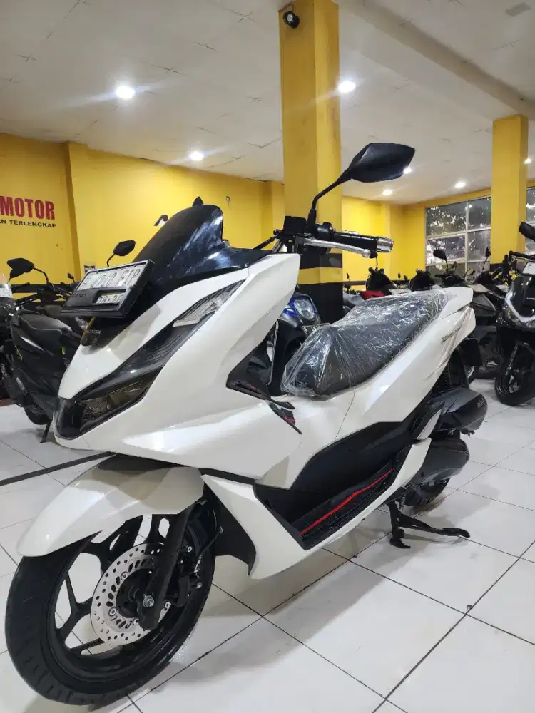 Honda pcx 160 cbs 2023 exclusive
