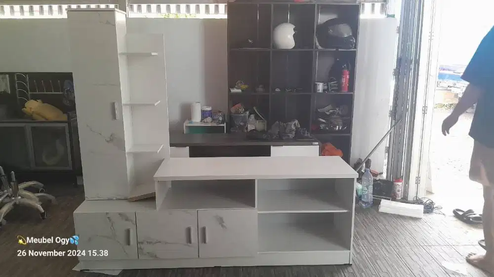 READY RAK TV LEMARI