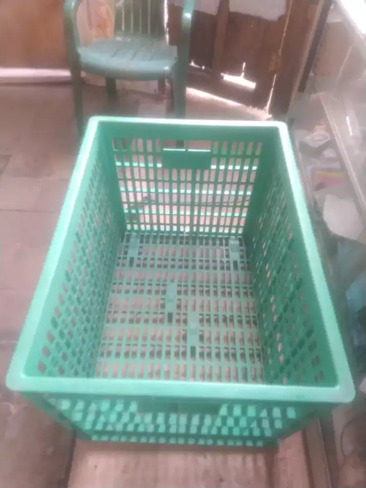 Dijual keranjang second industri Box Container 9911 Atari warna hijau