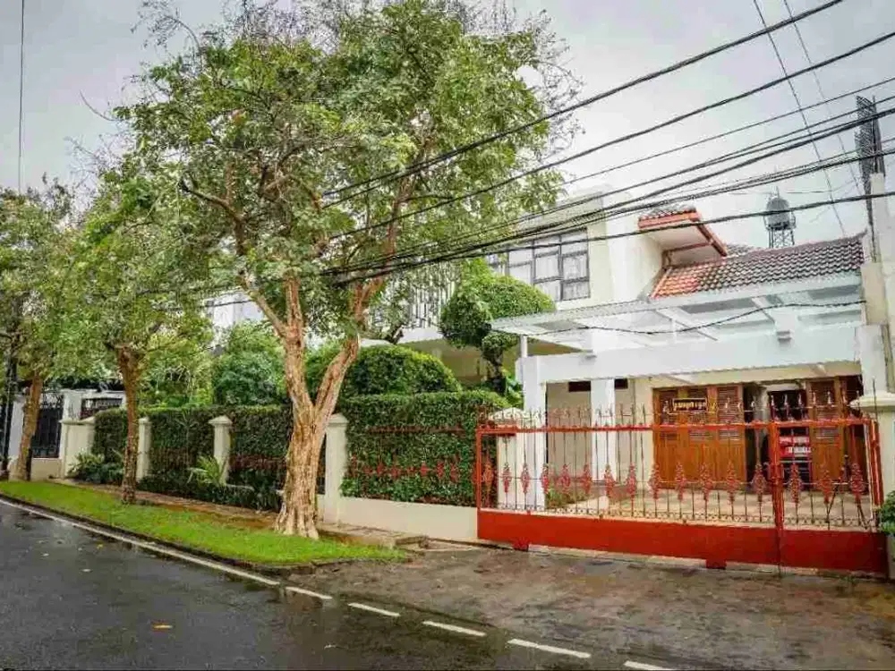 RUMAH MEWAH..! LINGKUNGAN ISTIMEWA..! KAYU PUTIH - JAKARTA TIMUR
