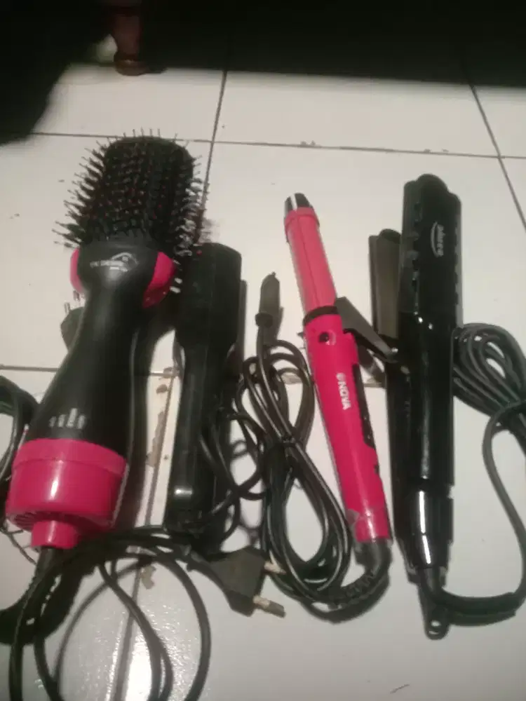 Hair dryer sisir rambut dan catokan rambut