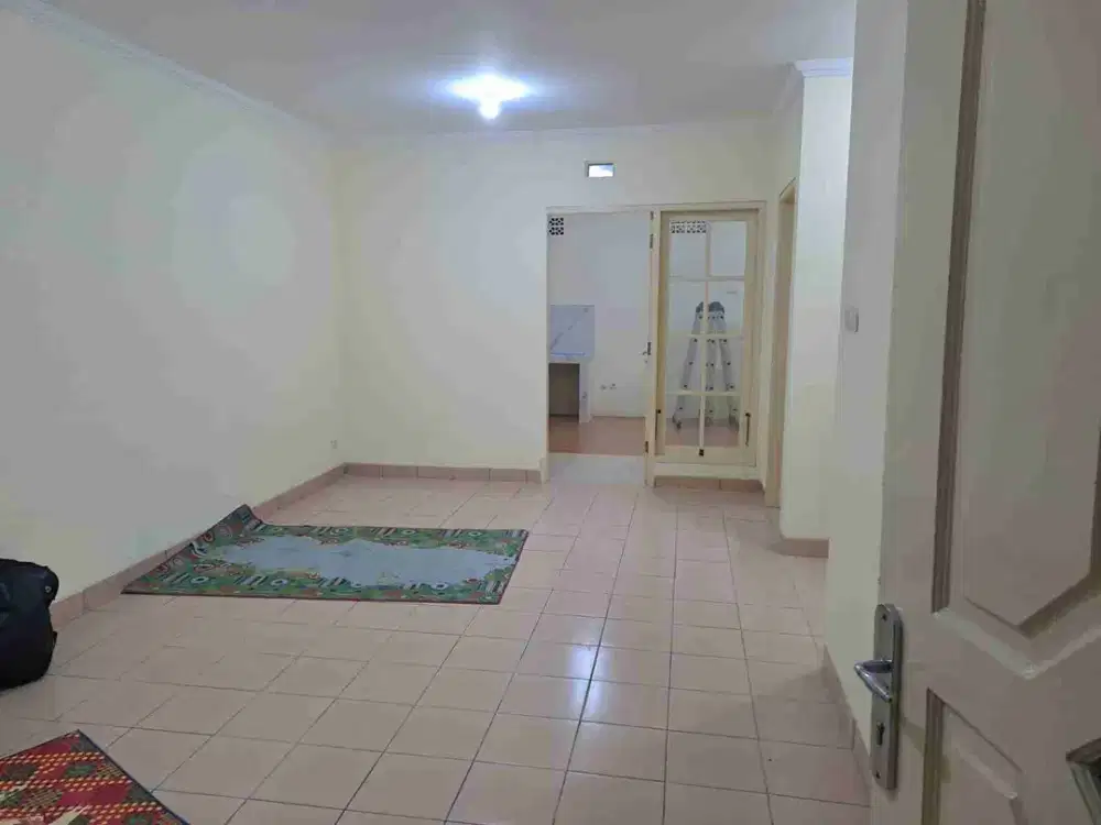 Disewakan Rumah Hunian di Perumahan Telaga Golf Sawangan, Sawangan, Kota Depok