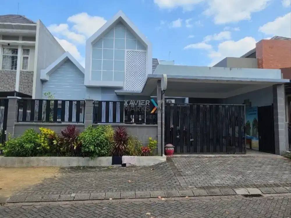 DIJUAL Rumah Modern Minimalis Dg Halaman Belakang Luas Siap Huni Keamanan 24 Jam Dekat Gerbang Tol dan Fasum di Cluster Araya Golf