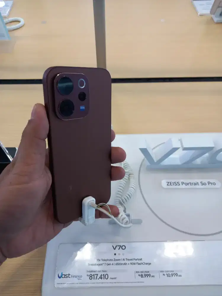 VIVO V70 12+12/512Gb
