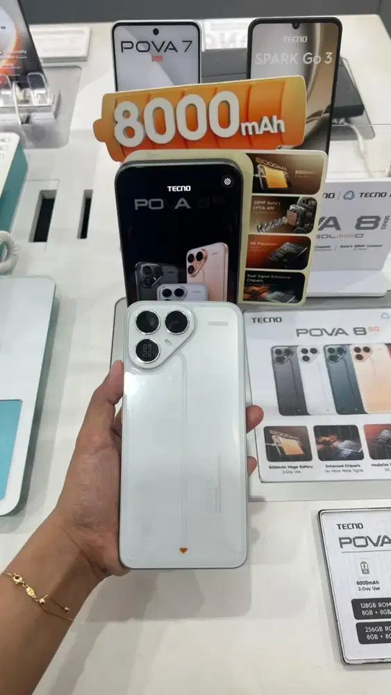POVA 8 5G NEW  8/128GB + 8/256GB NEW