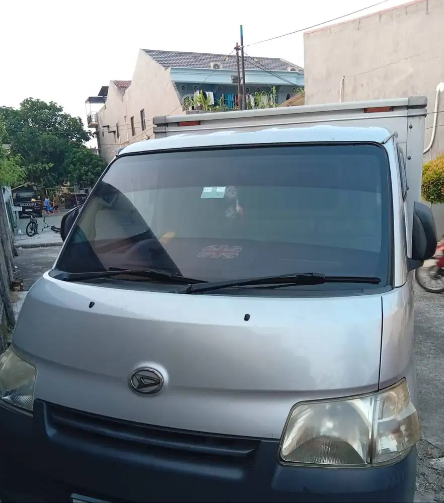 Di jual cepat mobil box Daihatsu mulus