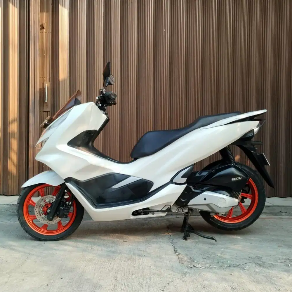 All New Honda PCX 150 CC CBS ISS Tahun 2018  ISTIMEWA