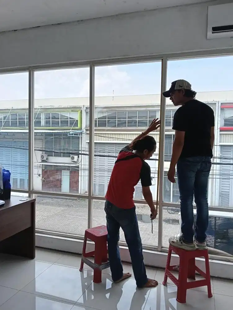 Kacafilm kantor ruko