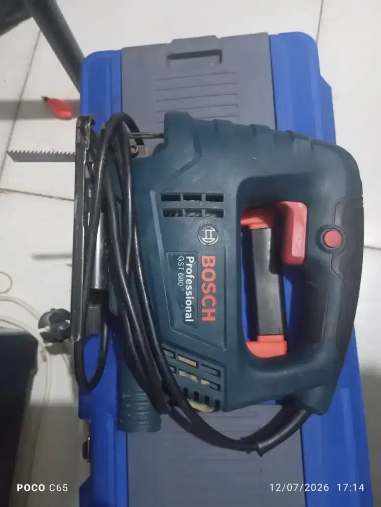 Jigsaw Bosch gst 680