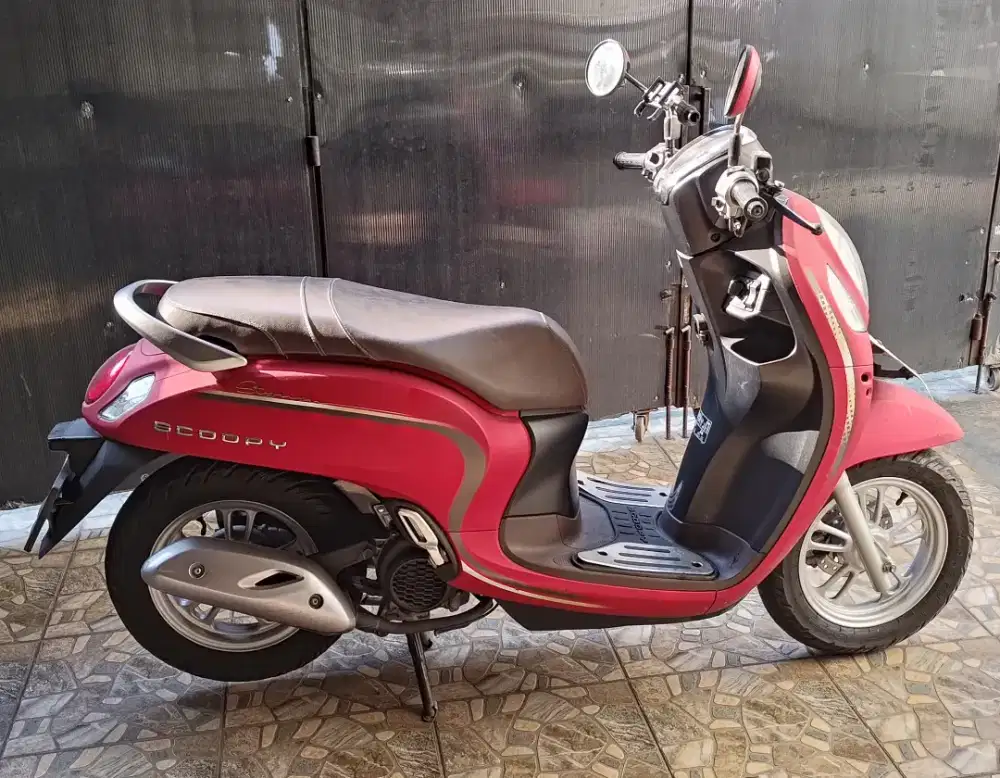 Honda Scoopy 2023 (Low KM) Like new