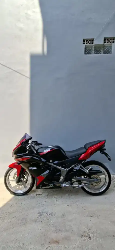 Kawasaki Ninja RR New 150 thn 2013