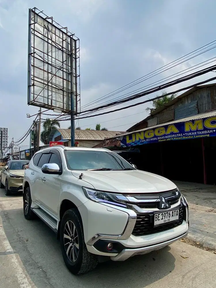 Pajero Sport Dakar 4x4 CBU Thailand