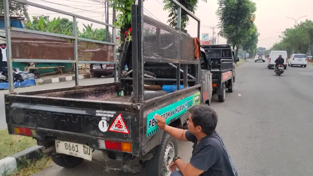 Sales Marketing Aplikasi Qmove