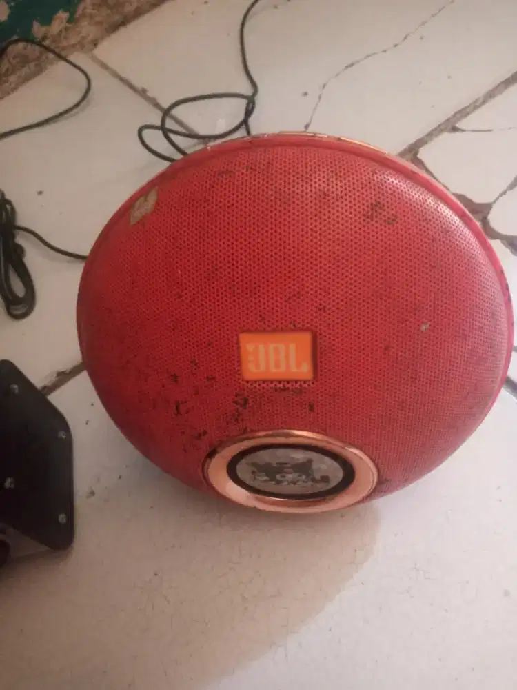 Speaker JBL asli gaes.