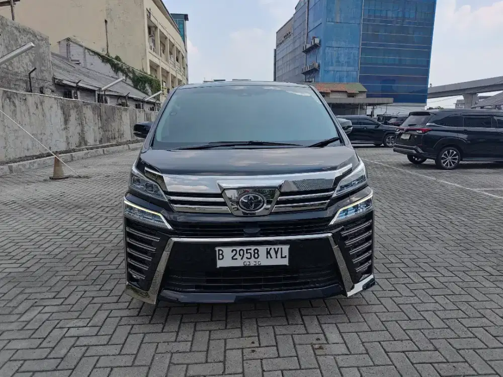 Toyota Vellfire G 2.4 automatik 2021