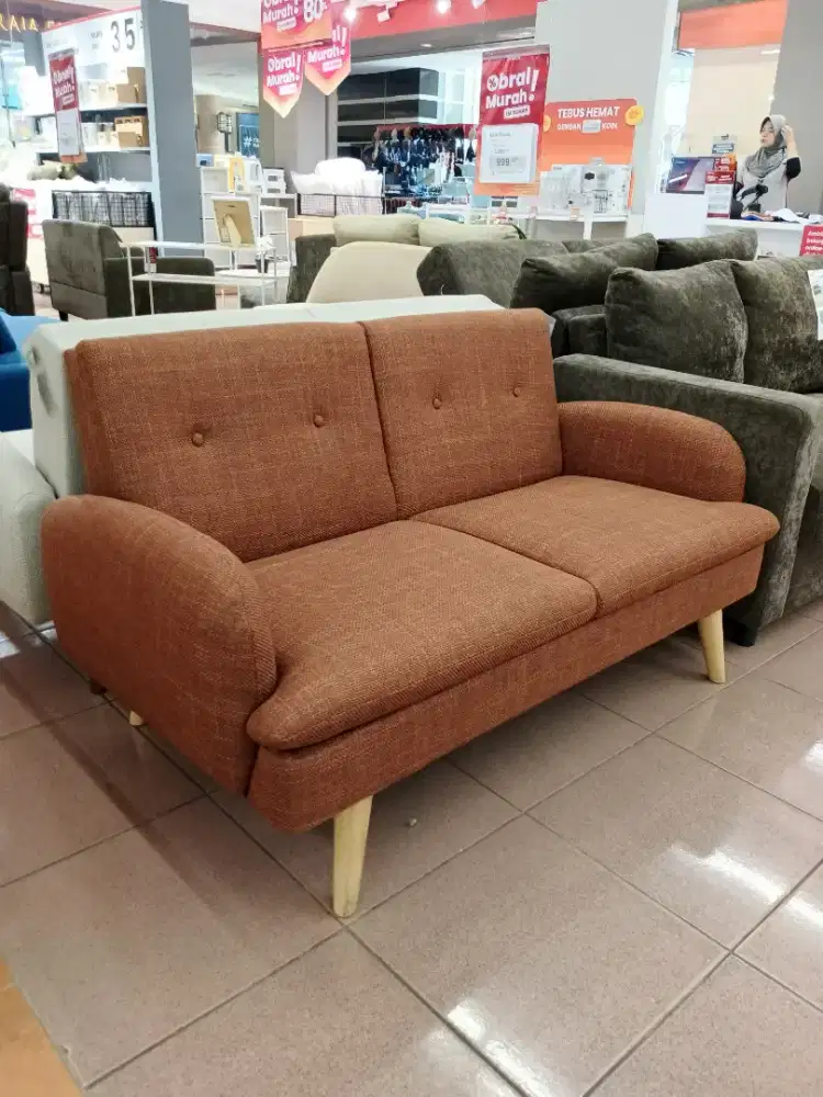 SOFA TAMU MINIMALIS