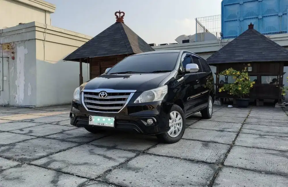 INNOVA G DIESEL AT  2013