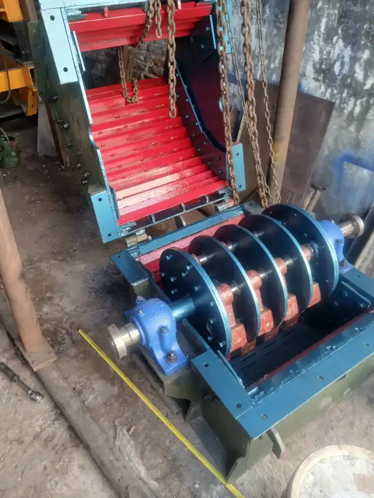 Mesin  Produksi Pasir dan Abu Batu