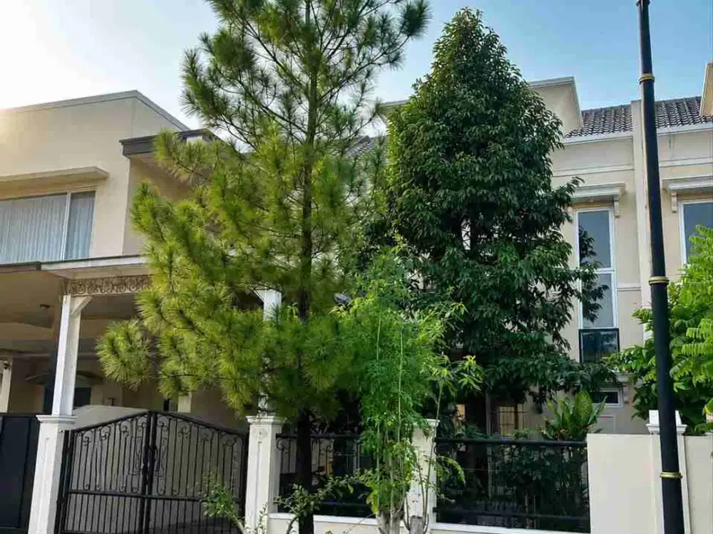 DI SEWA RUMAH MEWAH ROYAL RESIDANCE PULOGEBANG