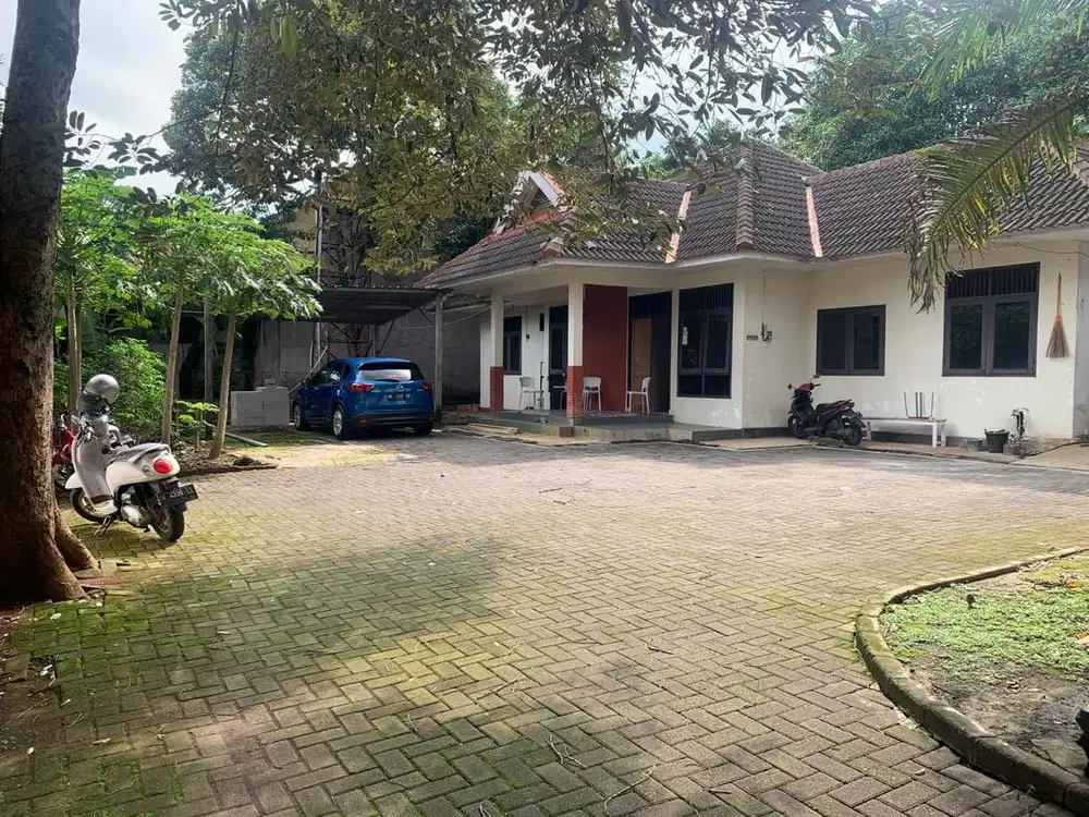 Tanah Bangunan 952Meter Persegi Banyumanik