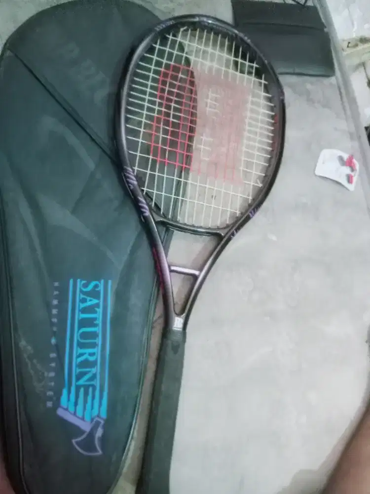 Di jual raketbTenis Lapangan merk B.Becker Hammer system SIAP PAKAI