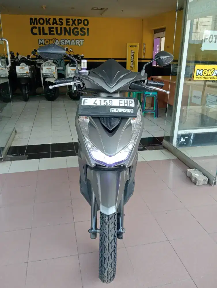 Dijual motor Honda Beat dlx 2022