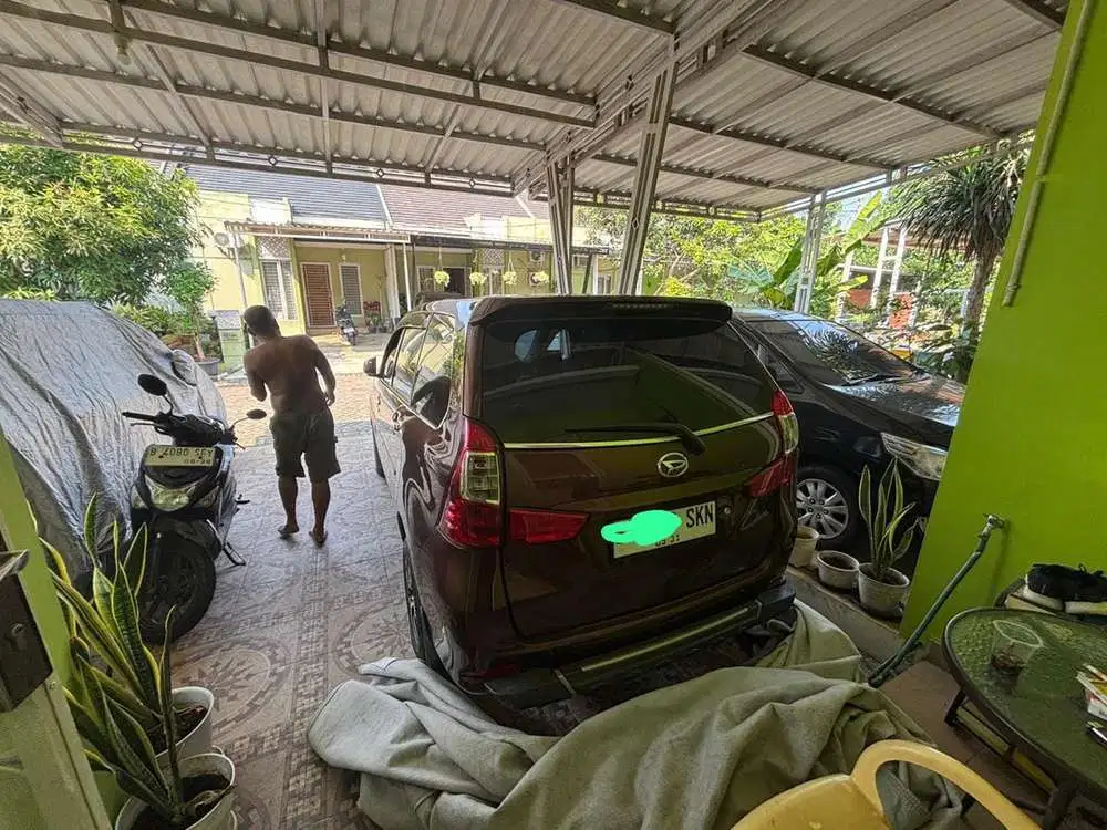Daihatsu Xenia 2016 Bensin