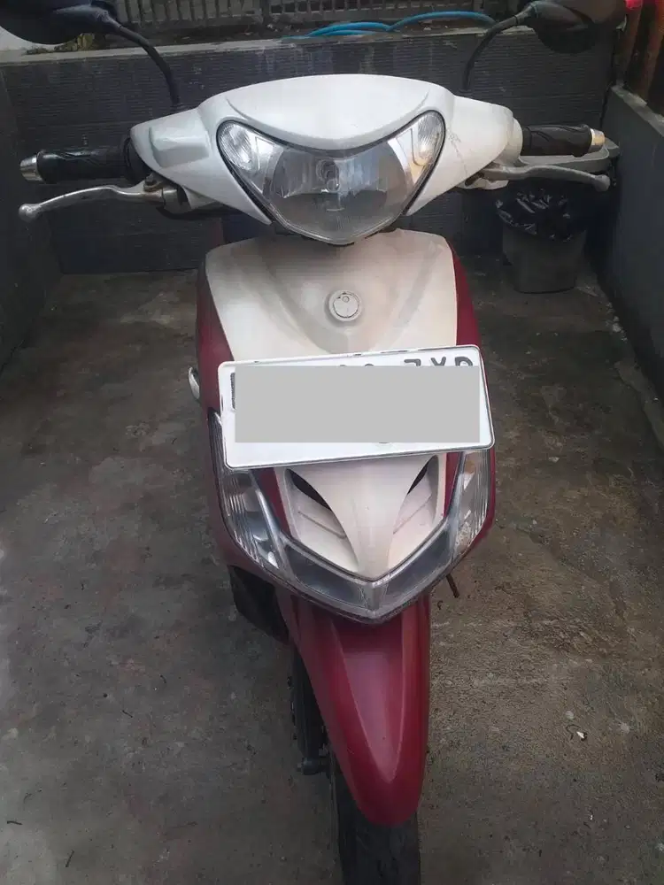 Jual yamaha mio 2011 ( surat lengkap, pajak hidup) tinggal gas