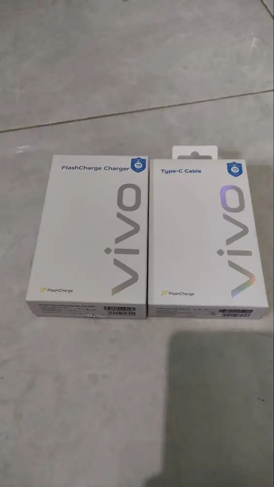 CHARGER ORIGINAL VIVO 90W + KABEL TIPE C Baru Pakai 1x, Kondisi Mulus!