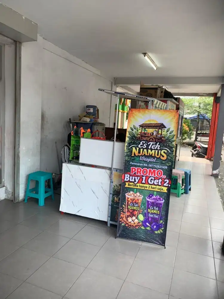 Dicari penjaga kios minuman
