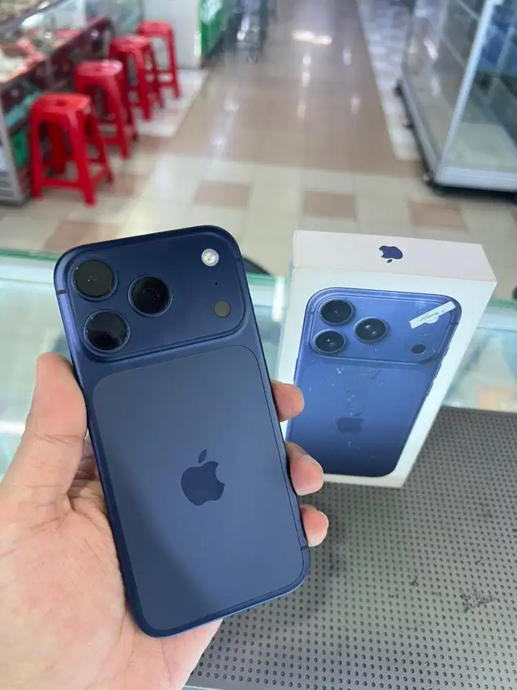 Iphone 17 PRO 256 IBOX (Blue) Istimewa Garansi April 2027