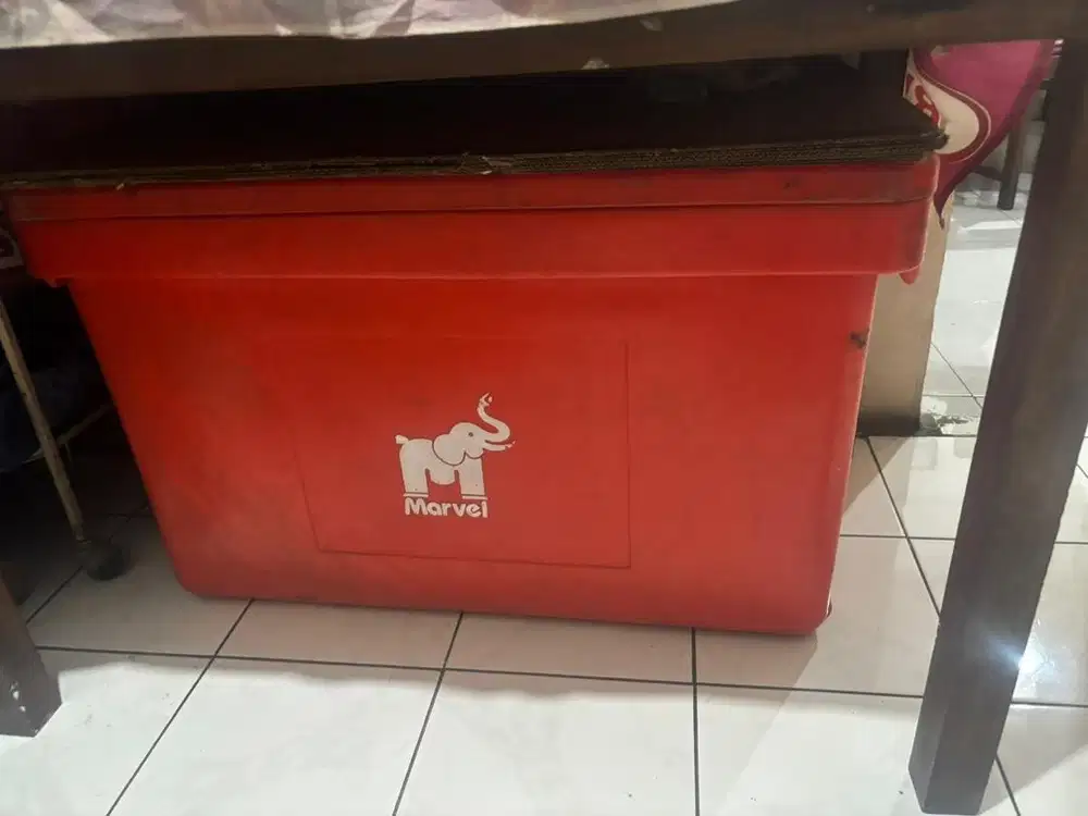 Marvel Cooler 200 Liter & Game Nitendo Switch donkey Kong dan Crash