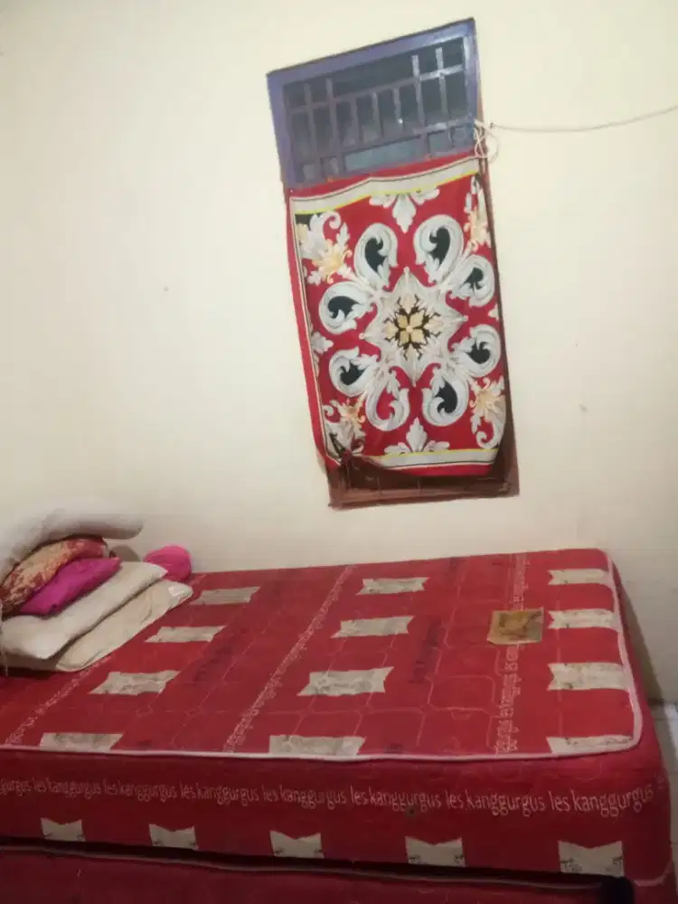 Kasur spring bed
