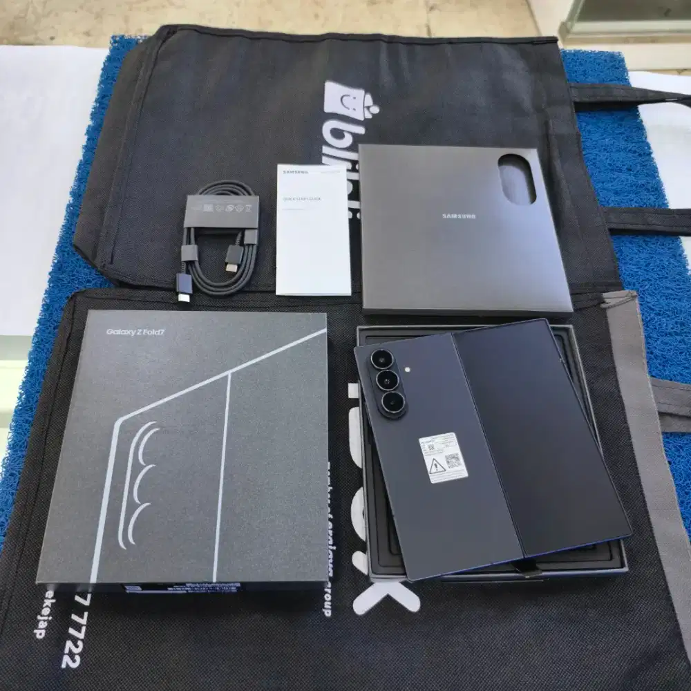 Samsung Galaxy Z Fold 7 12/512gb 99% like new resmi Sein Januari 2027