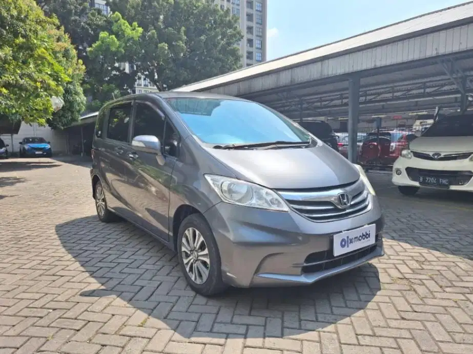 DP MURAH Honda Freed 1.5 S Bensin-AT 2013  CWMOB