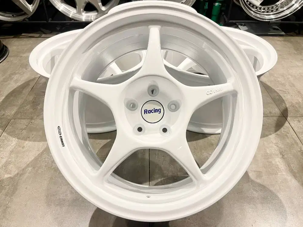 Velg Enkei Tulang RP01 Japan, R-18, Lebar 9 - 9.5 , PCD 5x114